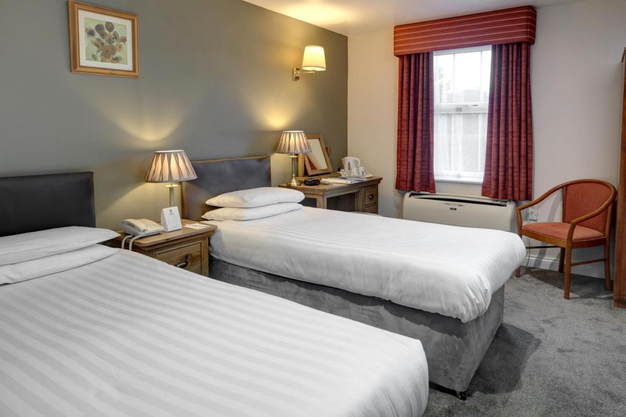 Best Western Claydon Hotel Екстер'єр фото
