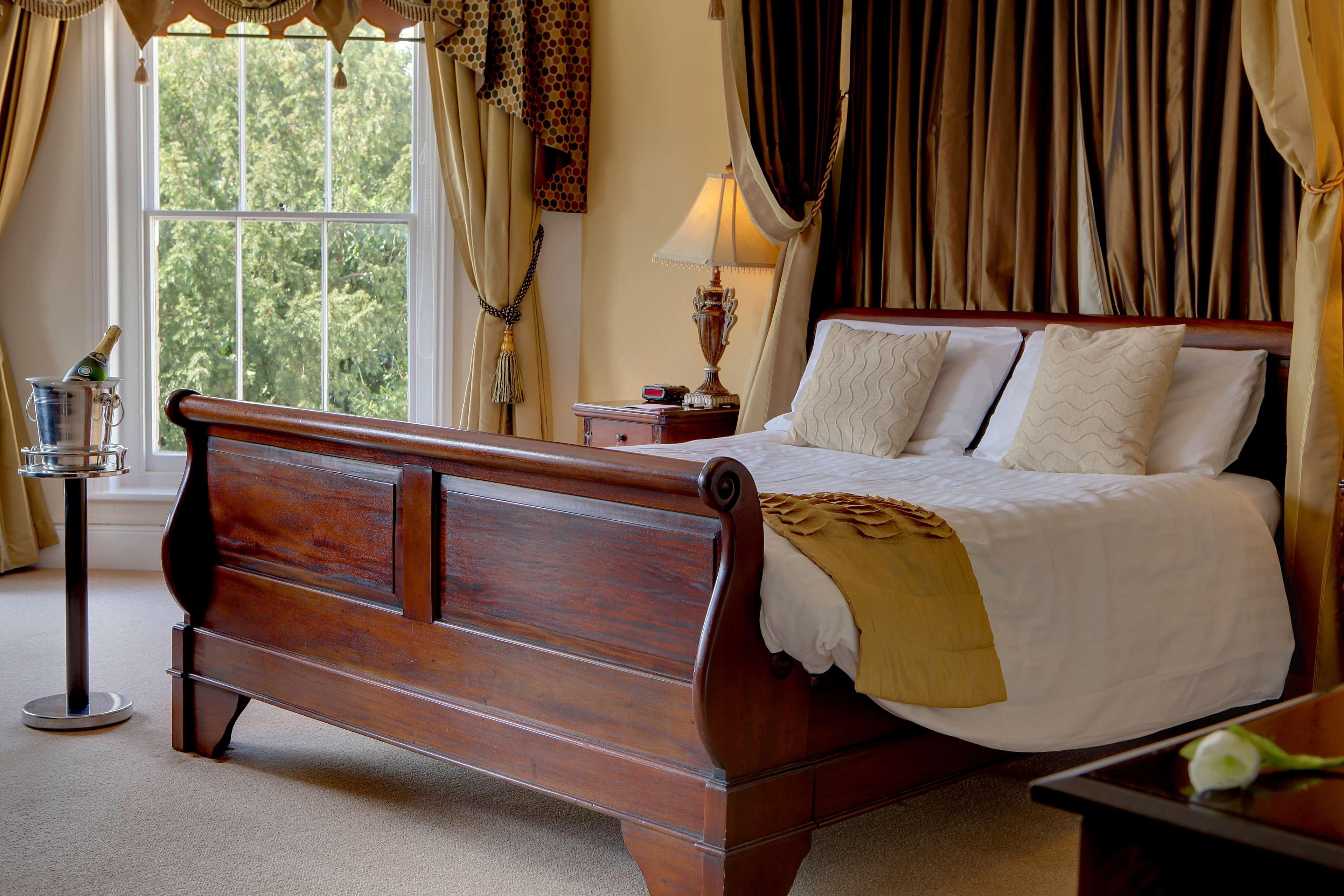 Best Western Claydon Hotel Екстер'єр фото