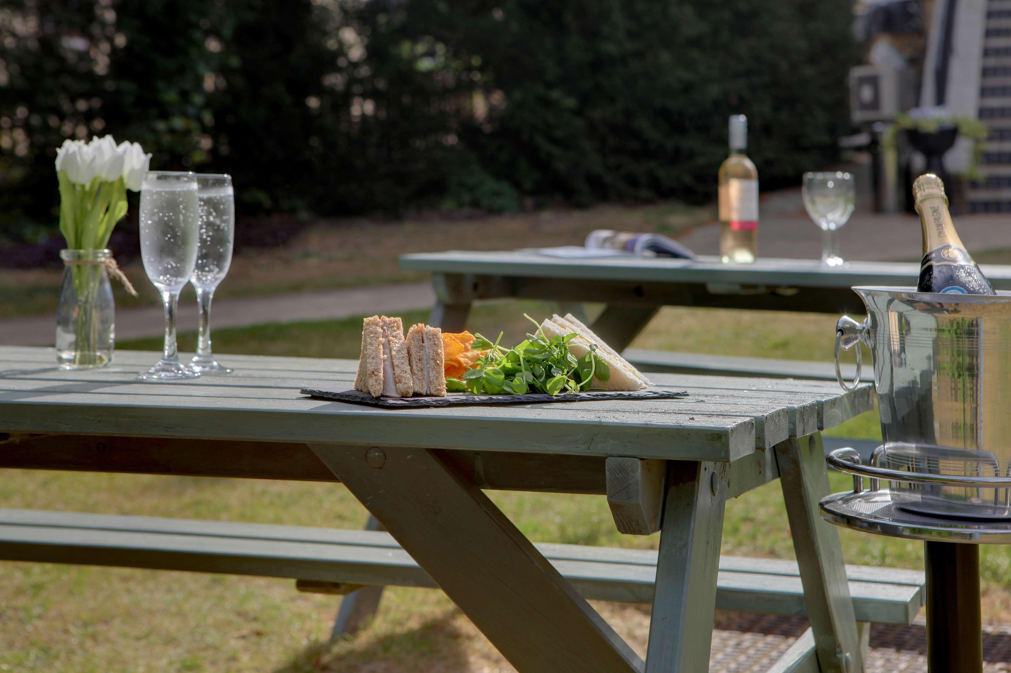Best Western Claydon Hotel Екстер'єр фото