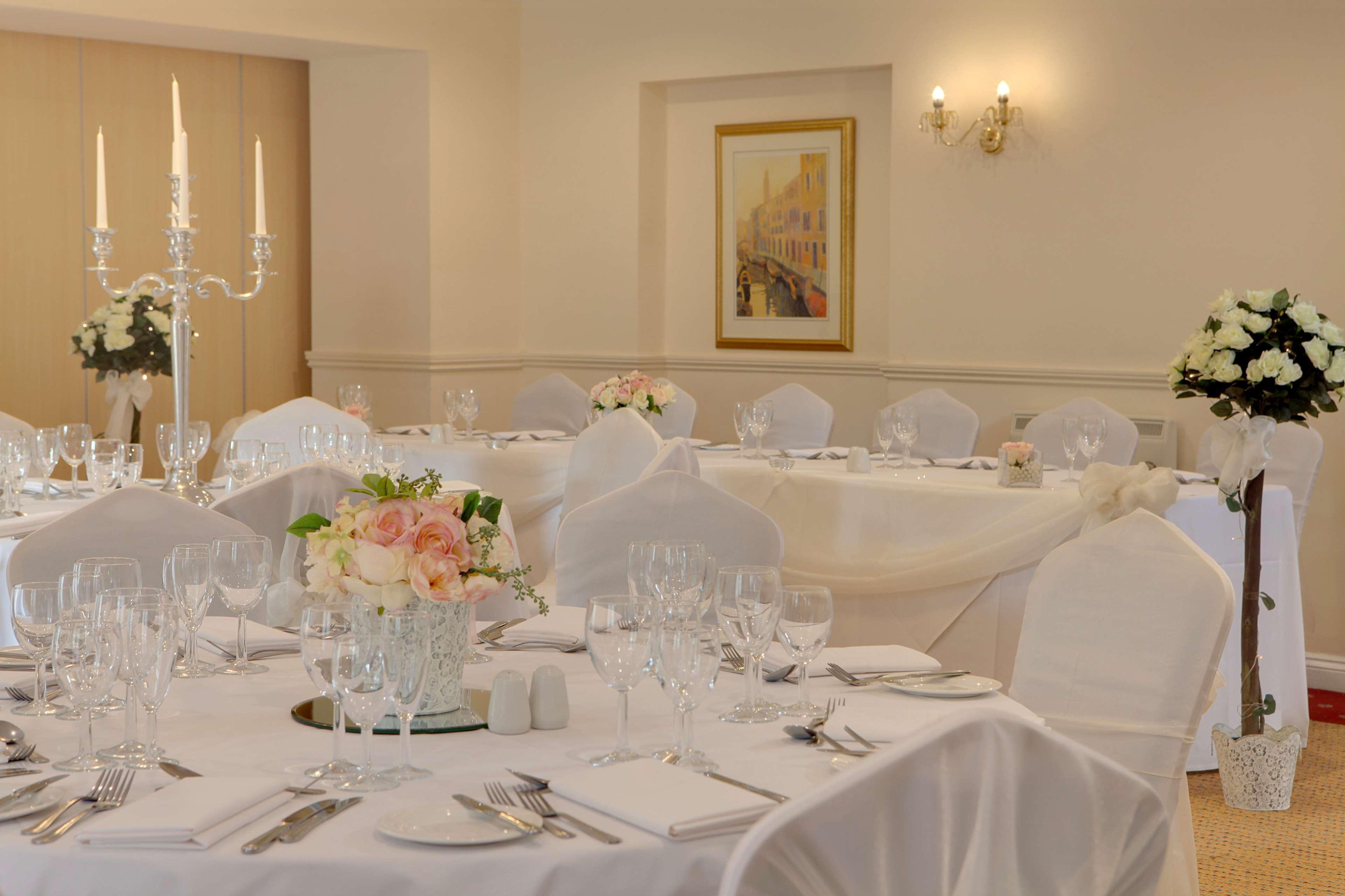 Best Western Claydon Hotel Екстер'єр фото